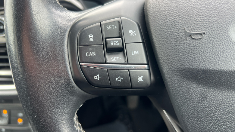 Ford Fiesta 1.0 EcoBoost Zetec 5dr Petrol Hatchback